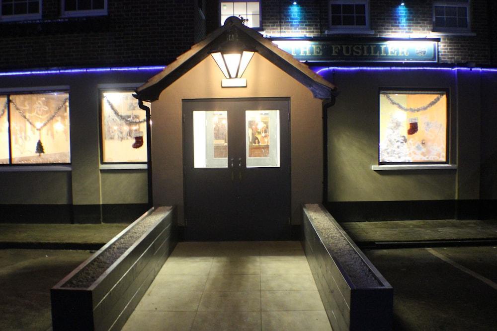The Fusilier Inn Wembley Exterior photo
